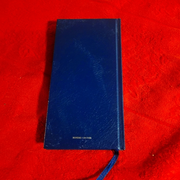 Malt Whiskey Almanac sterling cover book bound in leather. - Picture 4 of 5